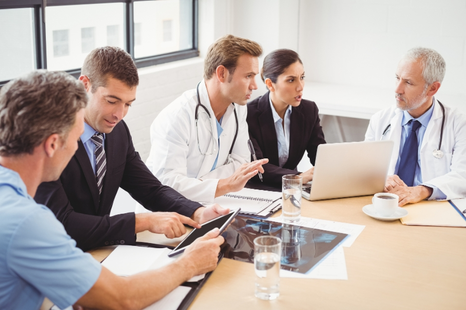 共探全球医疗器械新趋势：“AI热”席卷而来，